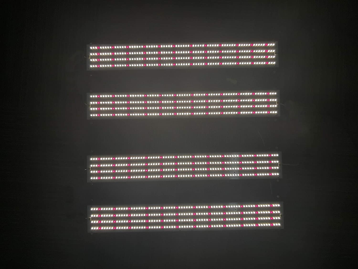 ECO Farm 480W V3Pro Samsung LM301H Movable LED Grow Light with MEANWELL Driver for 4×4ft Area